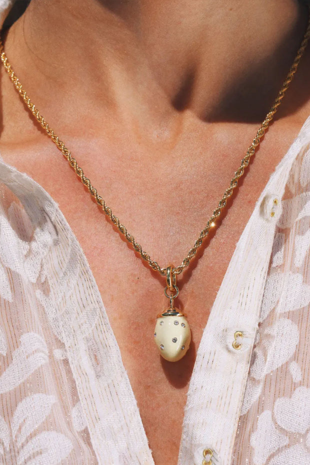 The Medium Necklace Gold