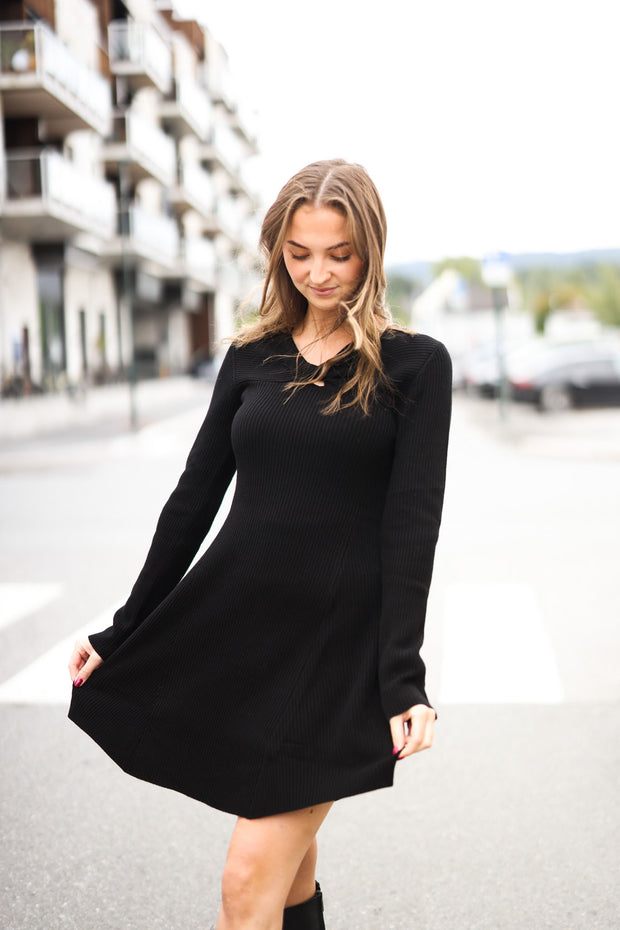 Myla Dress - Black