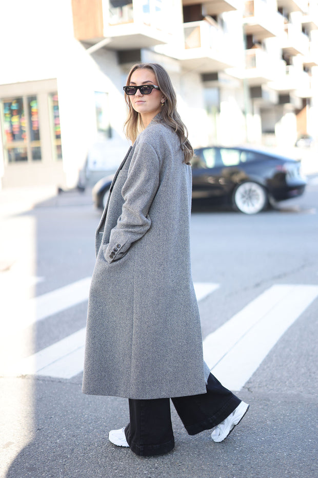 Lexana Coat - Black/Ecru